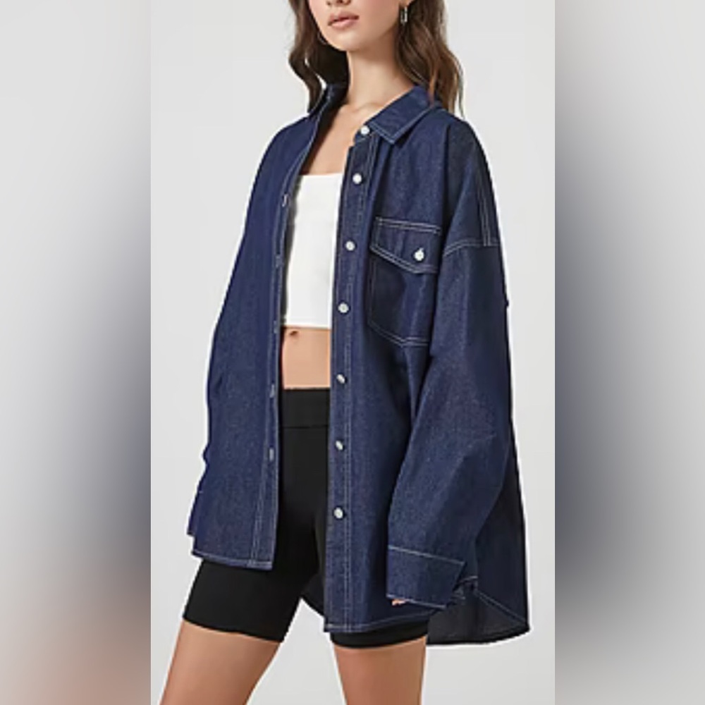 NWT Forever 21 Juniors Denim Womens Long Sleeve Oversized Button-Shirt szM